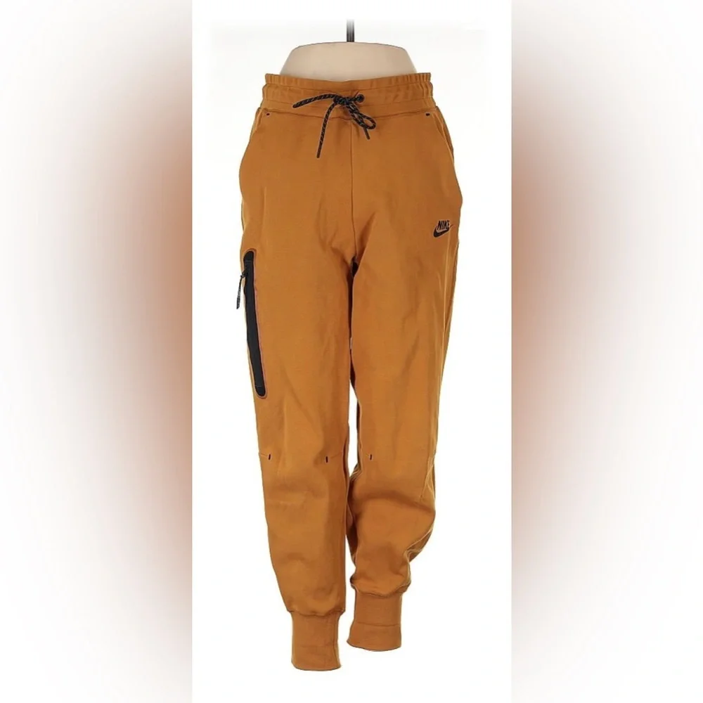 Nike outfit SET. Size small. Jacket and Pants. - Picture 3 of 6